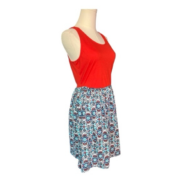 EUC Xhilaration red bodice patterned skirt dress exposed zipper | size M - Picture 4 of 9